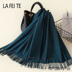 Lic  Solid Scarf