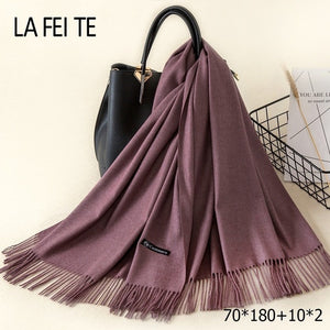 Lic  Solid Scarf